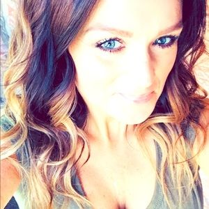 Meet your Posher, Charity